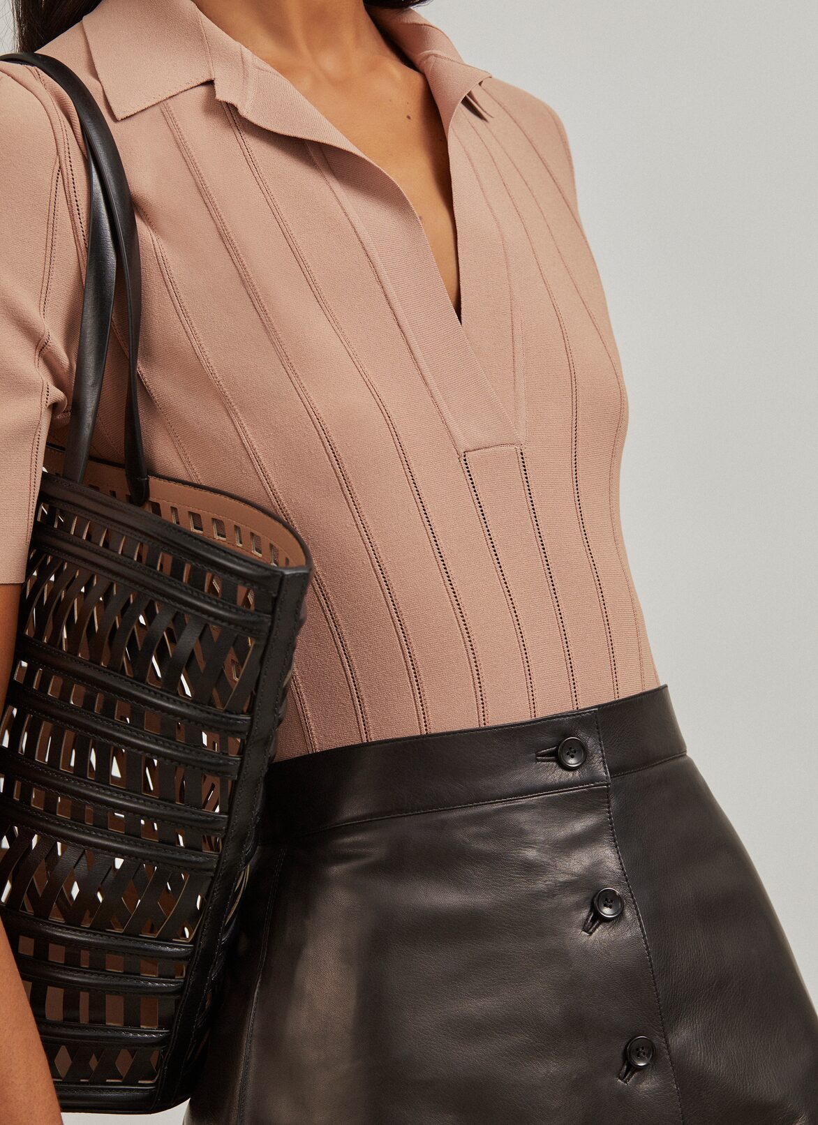 Short leather skirt ALAÏA BLACK SHORT LEATHER SKIRT